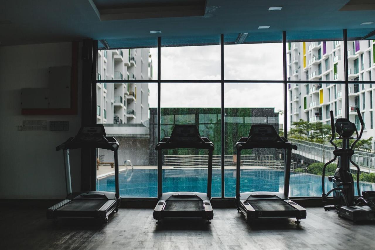 Lovely Vivacity Jazz Suite 2 Cozy Condo 2 Card Lv7 Кучинг Екстериор снимка