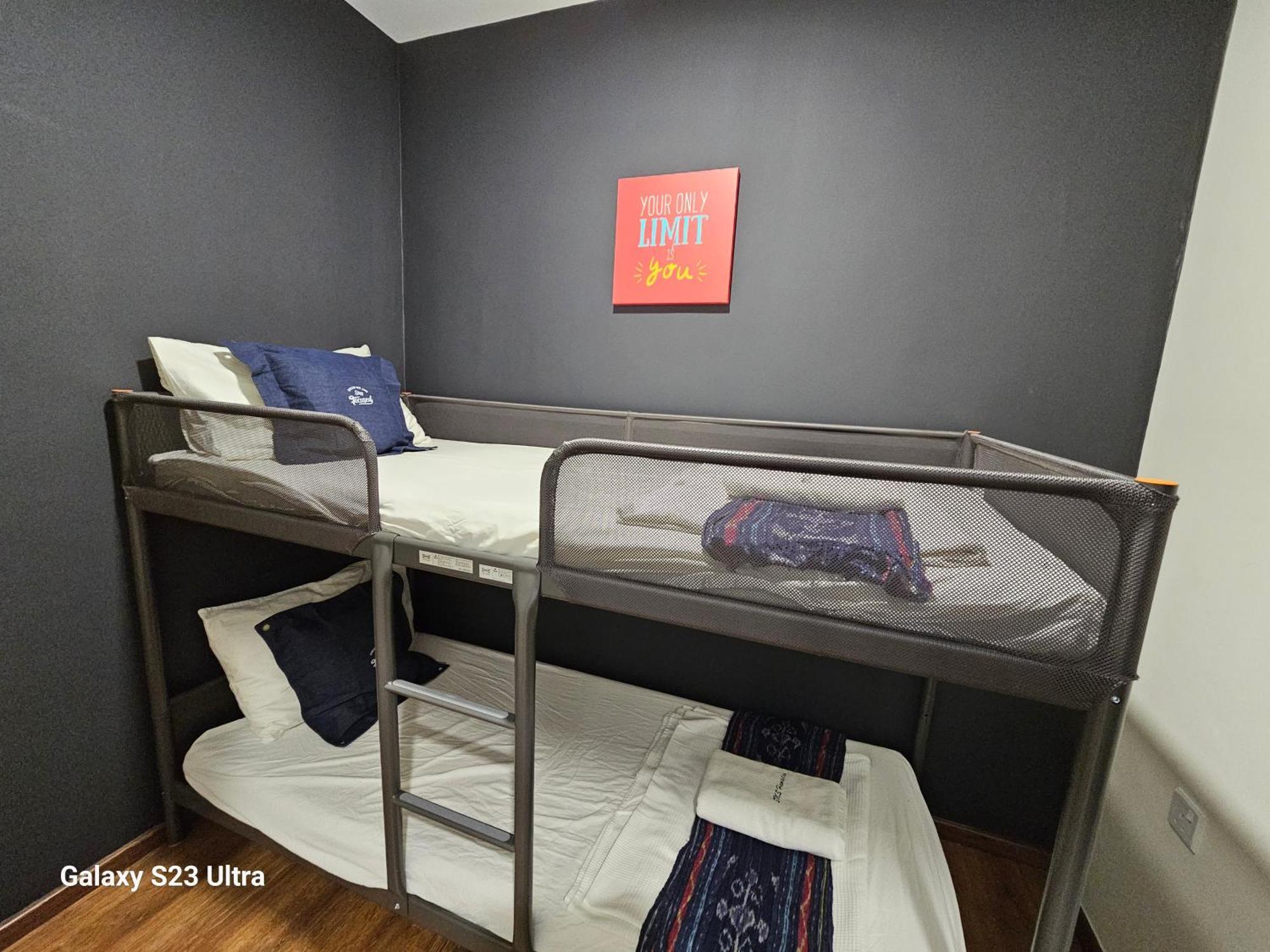 Lovely Vivacity Jazz Suite 2 Cozy Condo 2 Card Lv7 Кучинг Екстериор снимка