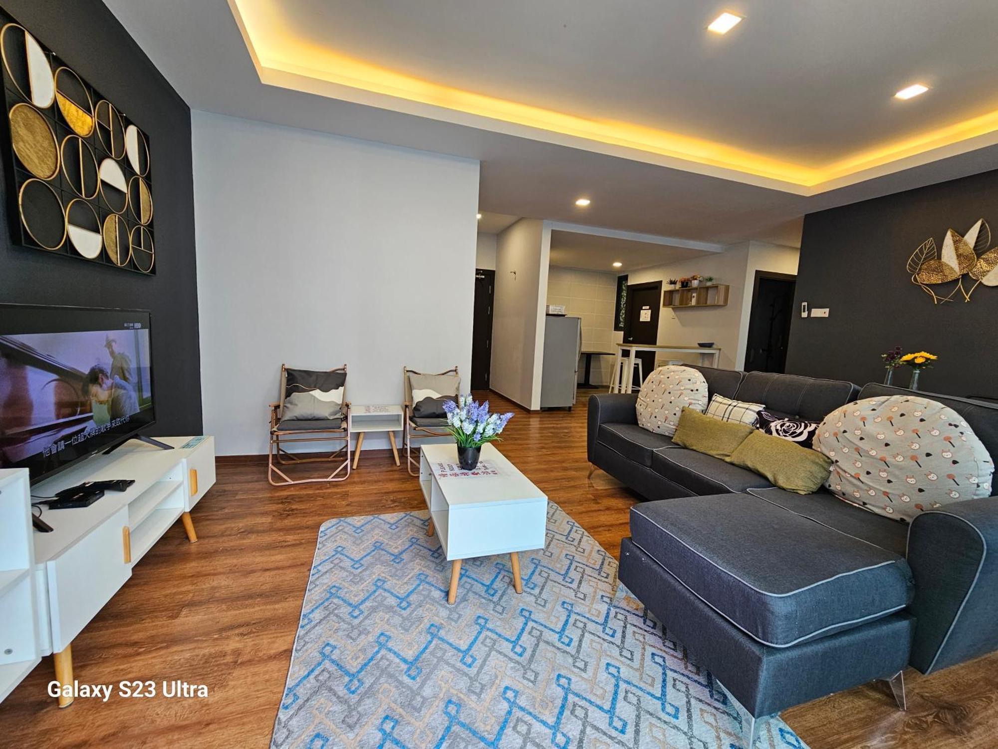 Lovely Vivacity Jazz Suite 2 Cozy Condo 2 Card Lv7 Кучинг Екстериор снимка